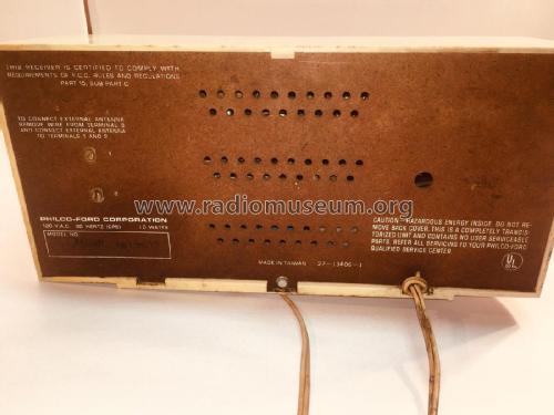 Solid State Dual Speaker R420WH; Philco, Philadelphia (ID = 2335293) Radio