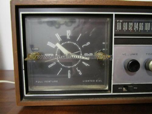 Lighted Dial All Transistor R746WA; Philco, Philadelphia (ID = 2378841) Radio