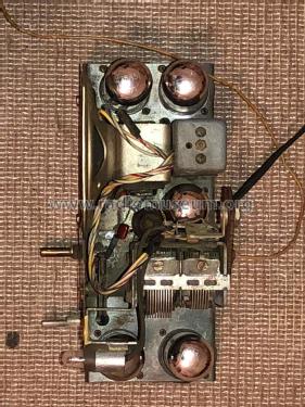 PT-42 Transitone; Philco, Philadelphia (ID = 2350467) Radio