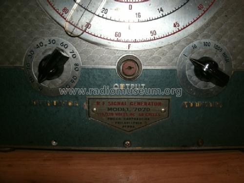 R-F Signal Generator 7070; Philco, Philadelphia (ID = 1343118) Ausrüstung