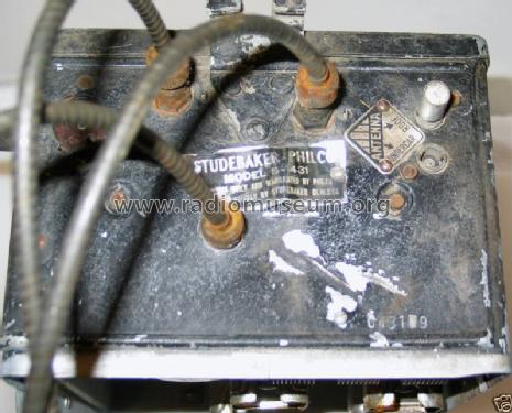 S-1431 Studebaker; Philco, Philadelphia (ID = 498557) Car Radio