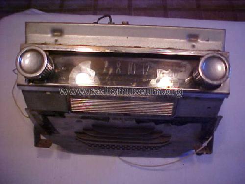 S-5323 ; Philco, Philadelphia (ID = 530236) Car Radio