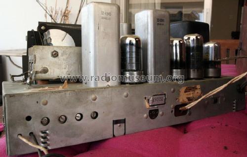 3403 Tropic Combo Code 121; Philco Products Ltd. (ID = 1233151) Radio