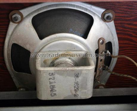 3403 Tropic Combo Code 121; Philco Products Ltd. (ID = 1233168) Radio