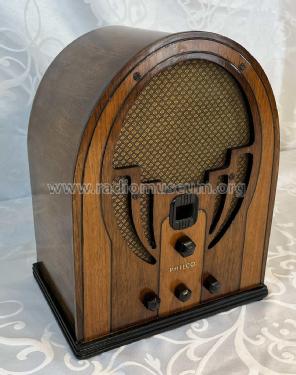 366A ; Philco Products Ltd. (ID = 2891640) Radio