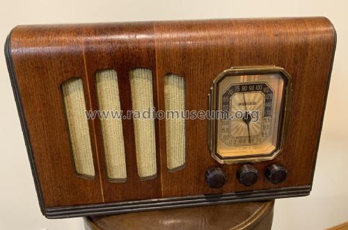 39-3A5A code 121; Philco Products Ltd. (ID = 3112190) Radio