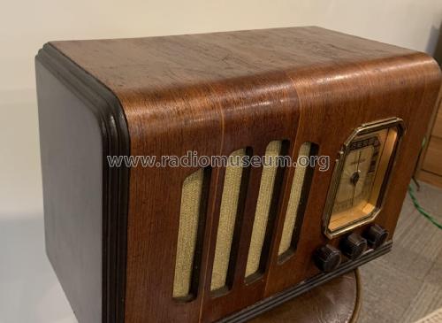 39-3A5A code 121; Philco Products Ltd. (ID = 3112192) Radio