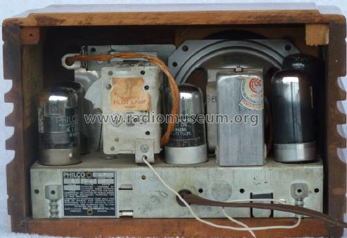 45 Code 121; Philco Products Ltd. (ID = 1496614) Radio