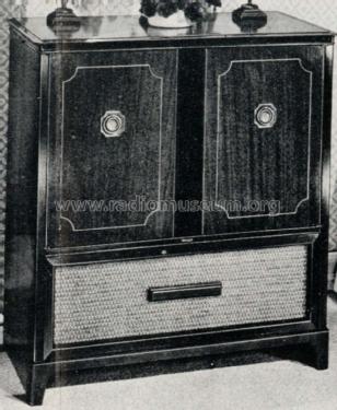 732 ; Philco Products Ltd. (ID = 1504473) Radio