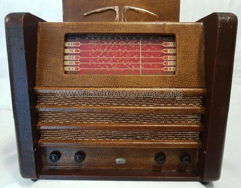 F127; Philco Radio & (ID = 2553683) Radio