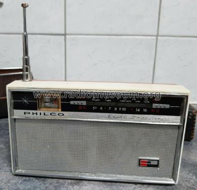 Philco/Healing Eight Transistor T-8J22; Philco Radio & (ID = 2630011) Radio