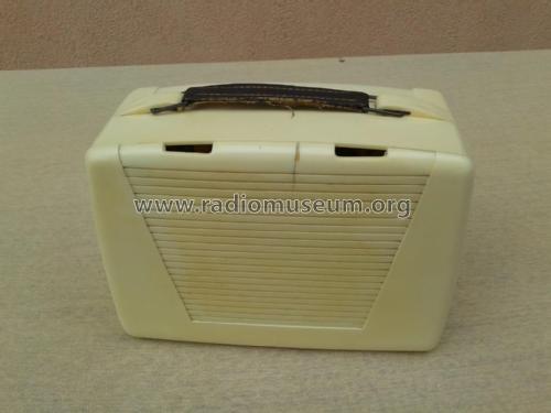 B2601; Philco Radio & (ID = 1924287) Radio