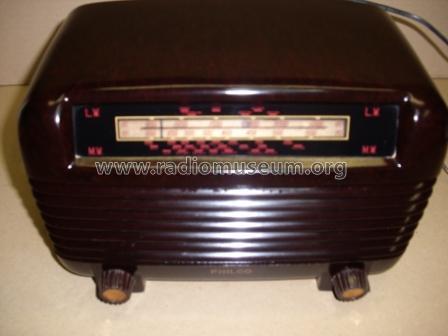 B2806; Philco Radio & (ID = 772633) Radio