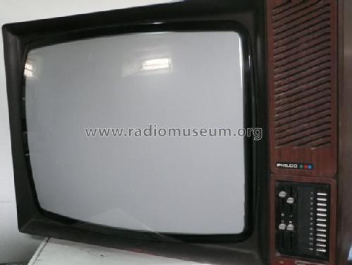 Smart Color ; Philco Radio & (ID = 1631146) Television