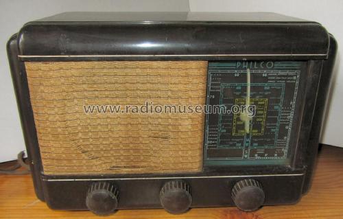 A-530B / 5; Philco Radio & (ID = 2619739) Radio