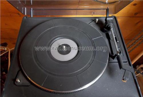 Compact Disc Midi System FCD185 /30 /35; Philips, Singapore (ID = 1735939) Radio