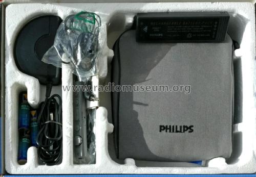 Portable CD Player AZ 6825; Philips Hong Kong (ID = 2498187) Sonido-V