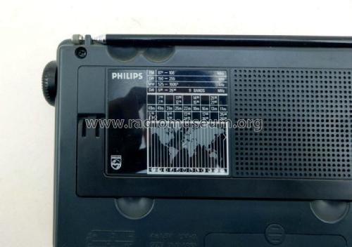 12-Band World Receiver D1875 /00X; Philips 飞利浦; (ID = 2896125) Radio