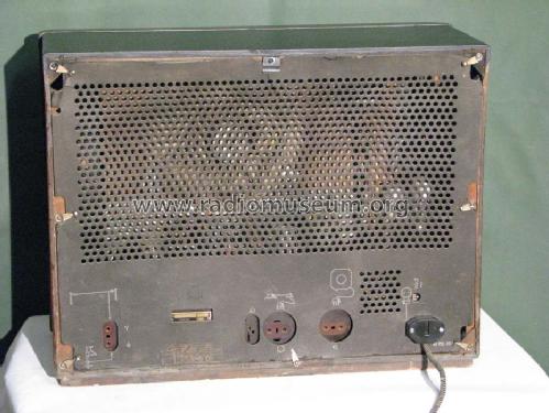 815A; Philips akc. spol., (ID = 1354119) Radio