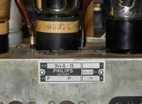 944A-19; Philips akc. spol., (ID = 687708) Radio