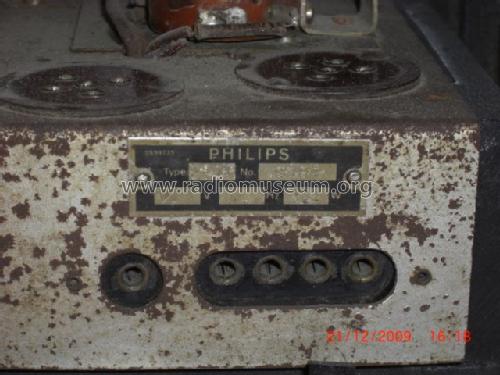 960AS; Philips akc. spol., (ID = 700865) Radio