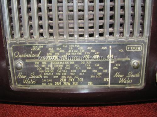 Minstrel Four 138; Philips Australia (ID = 2093950) Radio