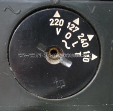 22RH701 /22N, 22RH701 /22P, 22RH701 /22T, 22RH701 /22Z; Philips Belgium (ID = 2325074) Radio