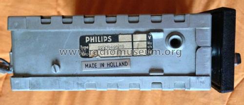 22RN495 /19; Philips Belgium (ID = 2676316) Car Radio