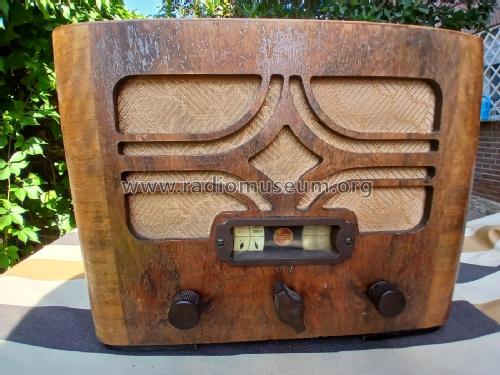 521A; Philips Belgium (ID = 3075093) Radio