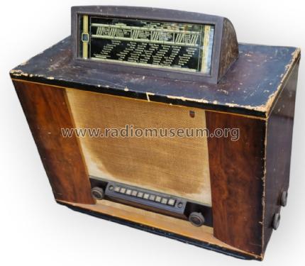 753A; Philips Belgium (ID = 3072138) Radio