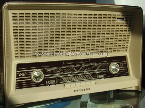 B5X82A /05; Philips Belgium (ID = 2635027) Radio