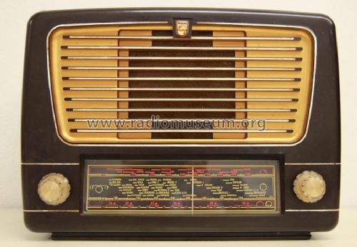 BX330A; Philips Belgium (ID = 2232376) Radio