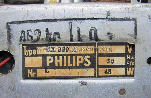 BX330A; Philips Belgium (ID = 2232403) Radio