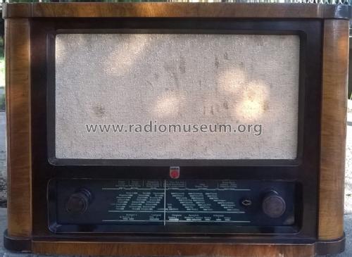 550A; Philips Hungary, (ID = 1837684) Radio