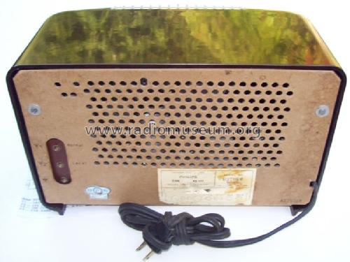 Battery Radio Receiver PH102; Philips Canada (ID = 1066760) Radio