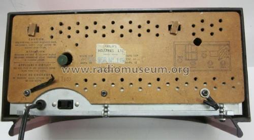 P447 ; Philips Canada (ID = 2079944) Radio
