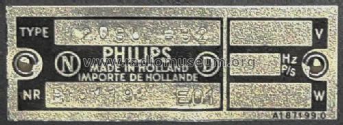 203U-32; Philips; Eindhoven (ID = 2332867) Radio