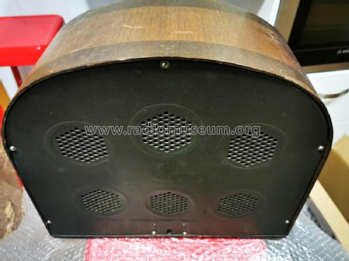 2126; Philips; Eindhoven (ID = 2713885) Speaker-P