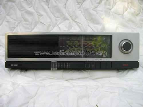 22RB444; Philips; Eindhoven (ID = 1021210) Radio