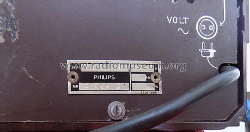 312H; Philips; Eindhoven (ID = 2582255) Radio