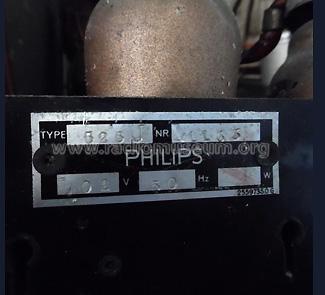 525U; Philips Belgium (ID = 2007688) Radio