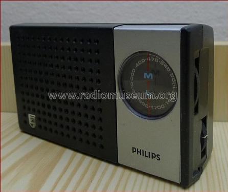 90RL020; Philips, Singapore (ID = 1501801) Radio