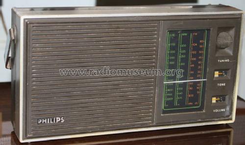 90RL301 /00 /22 Radio Philips; Eindhoven tubes international!; | Radiomuseum