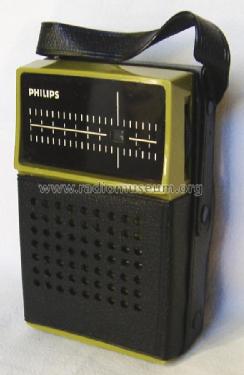 90RL074; Philips, Singapore (ID = 1735509) Radio
