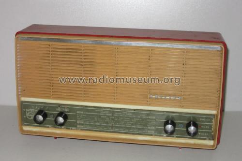 Philips B3X00U radio, 1960-1961, Bélgica. La radio está …