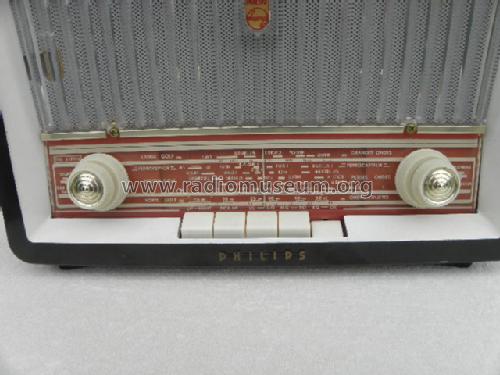 B3X80U /00 /04; Philips; Eindhoven (ID = 796422) Radio