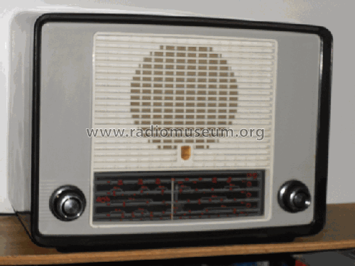 B4X67Z; Philips Belgium (ID = 2246199) Radio