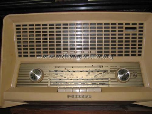 B4X89A; Philips Belgium (ID = 165762) Radio