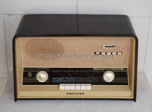 B4X99A /01; Philips; Eindhoven (ID = 1965576) Radio