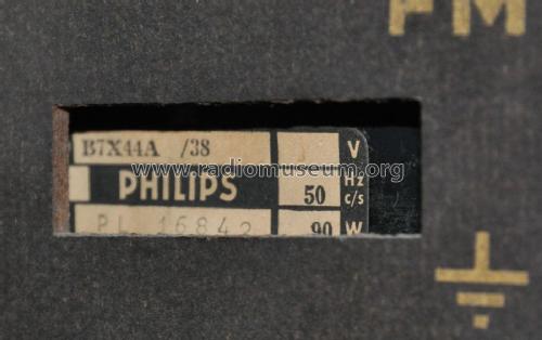 B7X44A /38; Philips Belgium (ID = 2035382) Radio